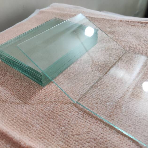 WELDING GLASS WHITE